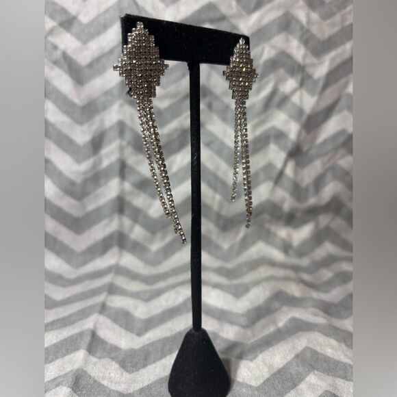 Rhinestone Dangle Post Earrings Excellent Preloved Condition - Picture 5 of 8